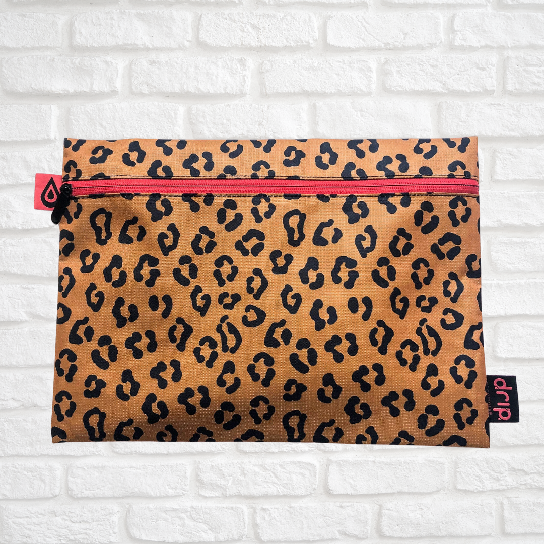 leopard tidy tote closed